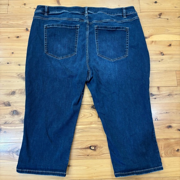 Lane Bryant Midrise Super Stretch Skinny Pedal 5-pocket Denim Jeans Plus size 24 - Picture 2 of 10